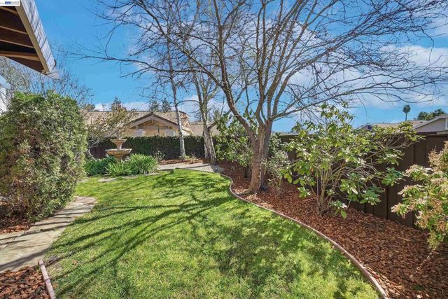 5445 5445 Canyon Crest Dr, San Ramon, CA 94582