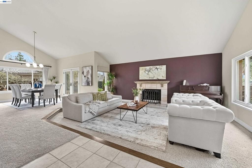 Image 12 of property listing at 5445 5445 Canyon Crest Dr, San Ramon, CA 94582