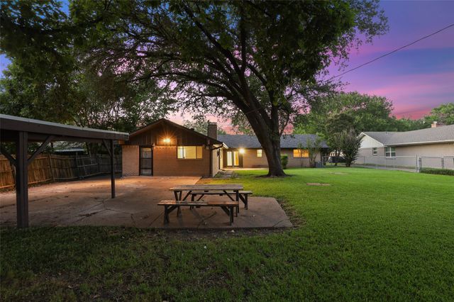 3126 Jubilee Trail, Dallas, TX 75229
