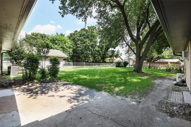 3126 Jubilee Trail, Dallas, TX 75229