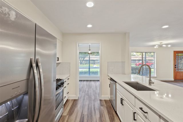 3126 Jubilee Trail, Dallas, TX 75229