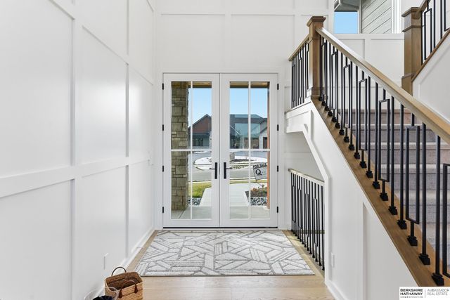 20638 Laurel Avenue, Elkhorn, NE 68022