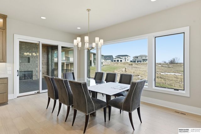 20638 Laurel Avenue, Elkhorn, NE 68022