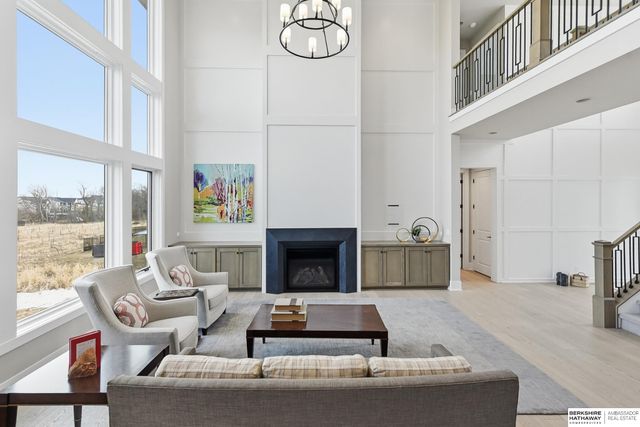 20638 Laurel Avenue, Elkhorn, NE 68022