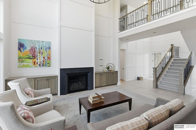 20638 Laurel Avenue, Elkhorn, NE 68022