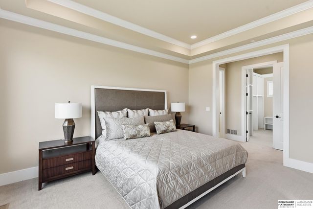 20638 Laurel Avenue, Elkhorn, NE 68022