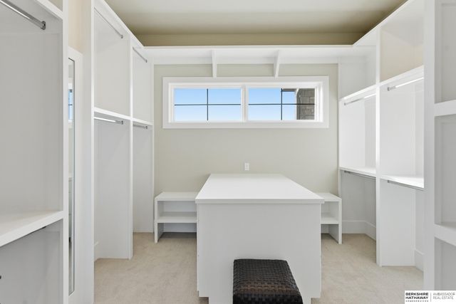 20638 Laurel Avenue, Elkhorn, NE 68022