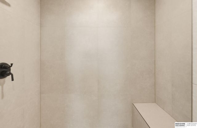 20638 Laurel Avenue, Elkhorn, NE 68022