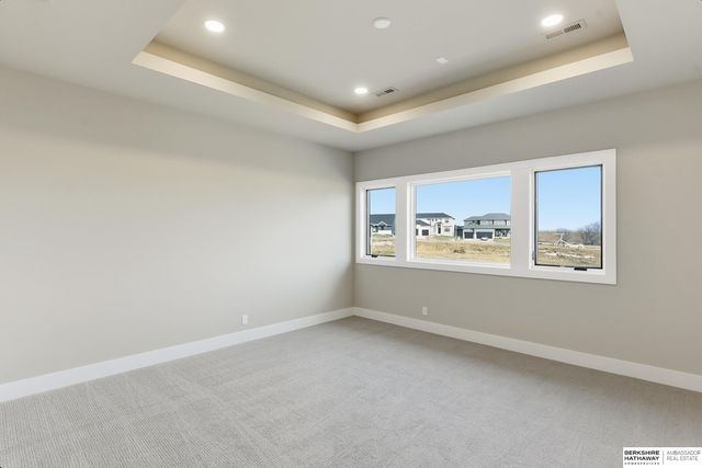 20638 Laurel Avenue, Elkhorn, NE 68022