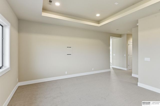 20638 Laurel Avenue, Elkhorn, NE 68022