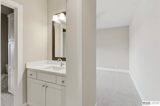 20638 Laurel Avenue, Elkhorn, NE 68022