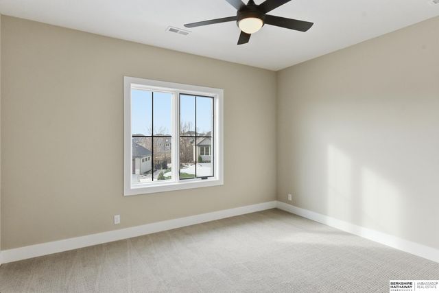 20638 Laurel Avenue, Elkhorn, NE 68022