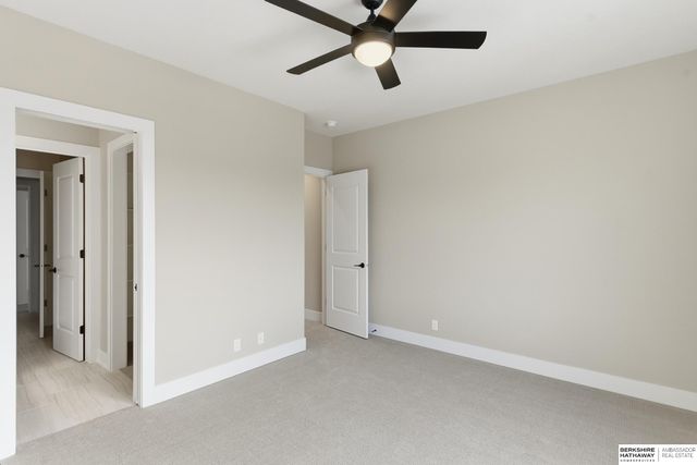 20638 Laurel Avenue, Elkhorn, NE 68022