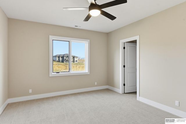 20638 Laurel Avenue, Elkhorn, NE 68022