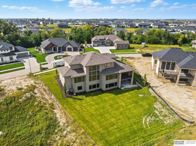 20638 Laurel Avenue, Elkhorn, NE 68022