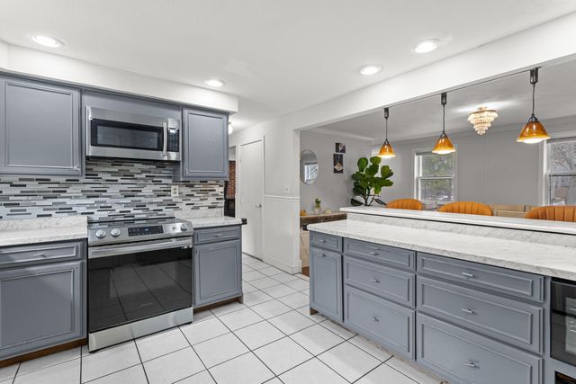 83 Ne Village Road, Concord, NH 03301