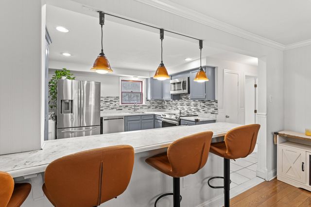 83 Ne Village Road, Concord, NH 03301