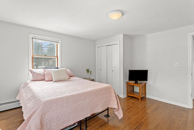 83 Ne Village Road, Concord, NH 03301