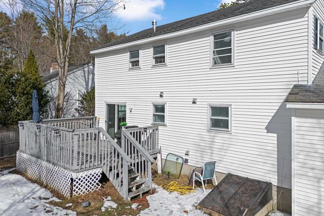 83 Ne Village Road, Concord, NH 03301