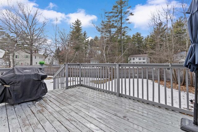 83 Ne Village Road, Concord, NH 03301