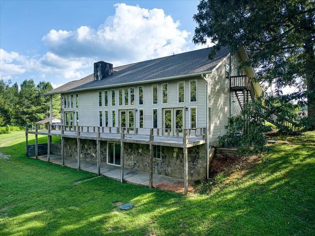 3916 Indian Mound Rd, Sparta, TN 38583