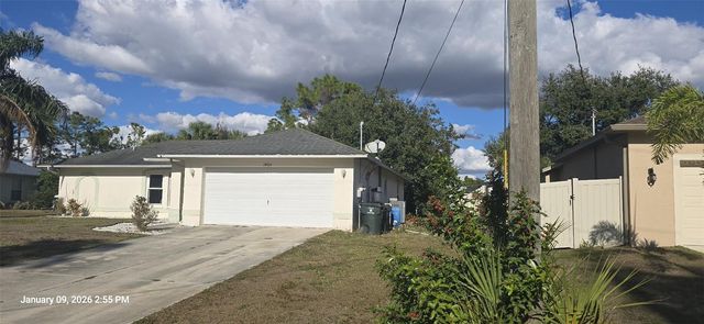 1460 MINNEAPOLIS AVENUE, North Port, FL 34286