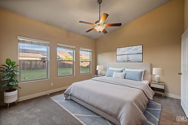 9504 Laurelwood Court, Shafter, CA 93263