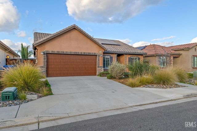 9504 Laurelwood Court, Shafter, CA 93263