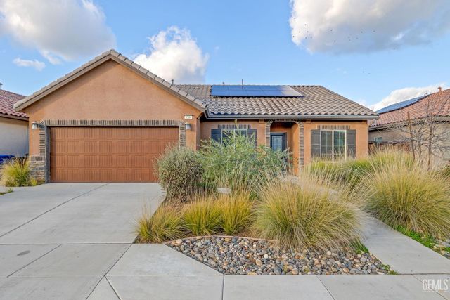 9504 Laurelwood Court, Shafter, CA 93263