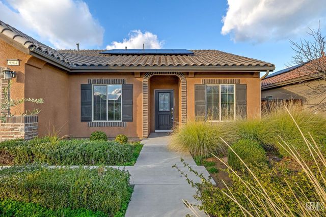 9504 Laurelwood Court, Shafter, CA 93263