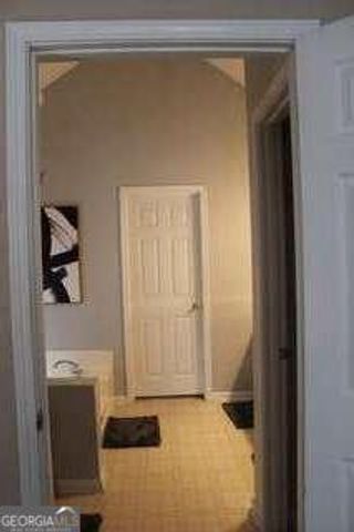 5022 Cliff Top Drive, Loganville, GA 30052