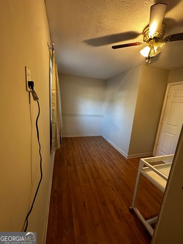 5022 Cliff Top Drive, Loganville, GA 30052