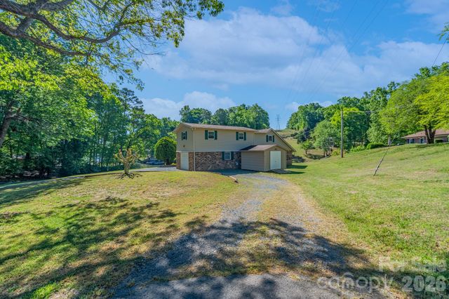 24422 Strand Drive, Albemarle, NC 28001