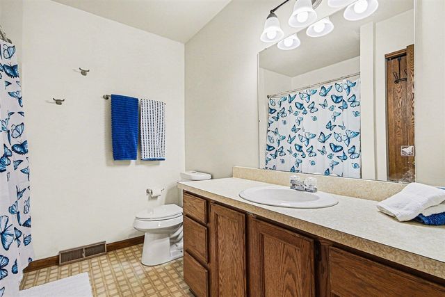 60 Carriage Lane, Grand Rapids, MI 49548