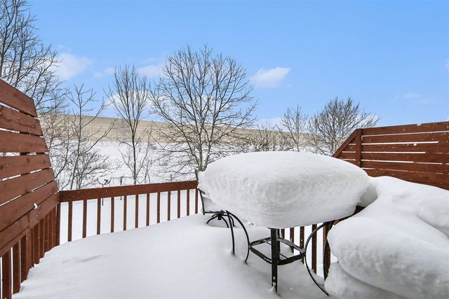 60 Carriage Lane, Grand Rapids, MI 49548