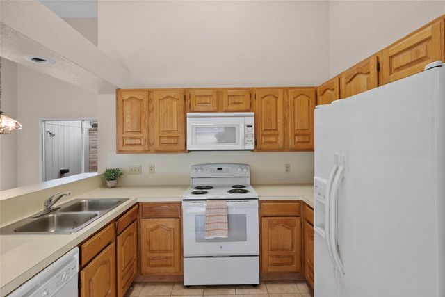 13222 Noblecrest Drive, Houston, TX 77041