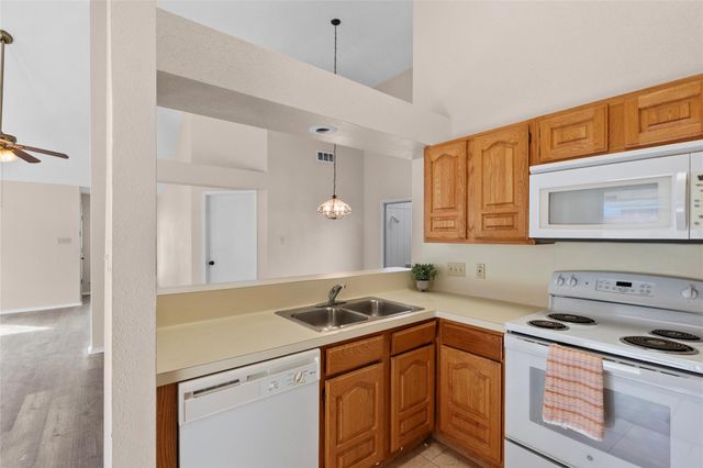 13222 Noblecrest Drive, Houston, TX 77041