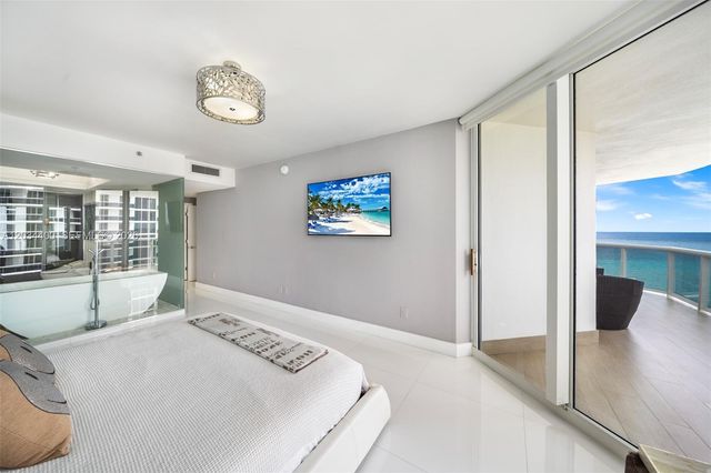 4779 Collins Ave 2604, Miami Beach, FL 33140