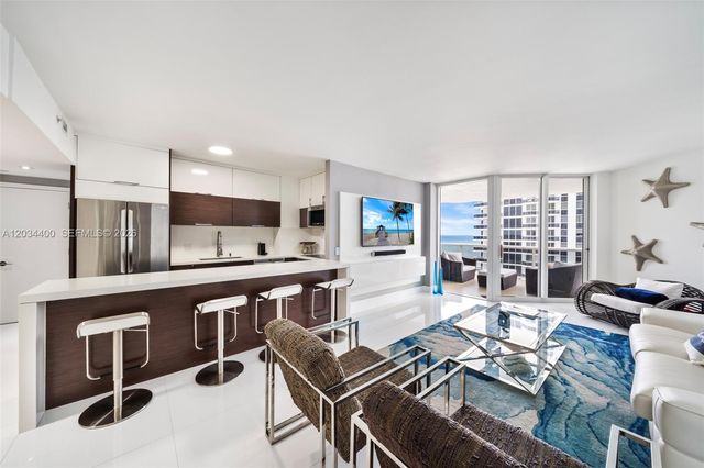 4779 Collins Ave 2604, Miami Beach, FL 33140