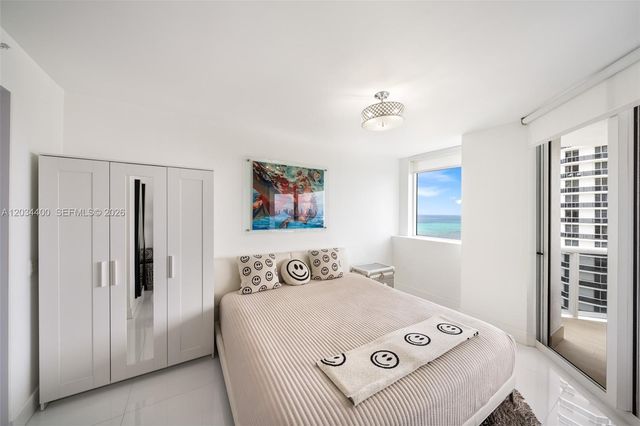4779 Collins Ave 2604, Miami Beach, FL 33140