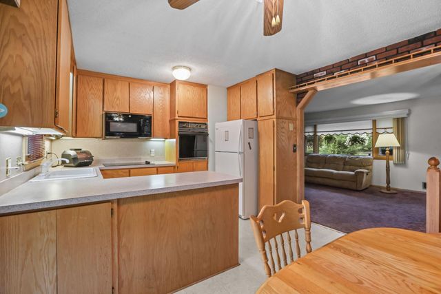 1933 Flandrau Street, Maplewood, MN 55109