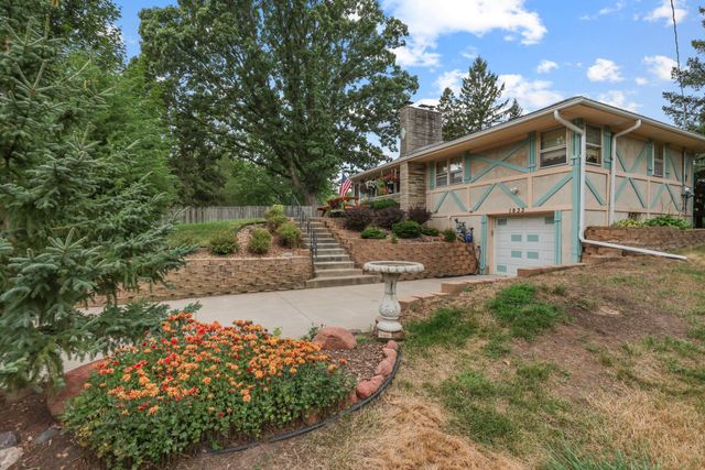 1933 Flandrau Street, Maplewood, MN 55109