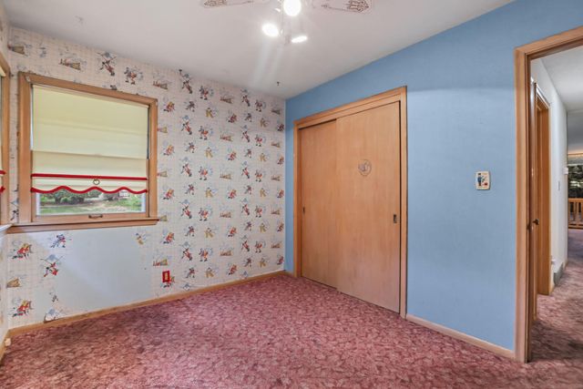 1933 Flandrau Street, Maplewood, MN 55109