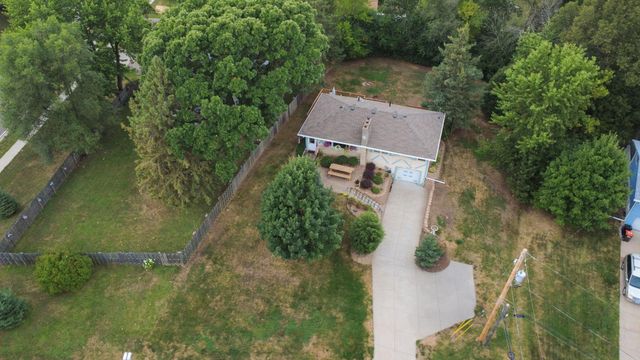 1933 Flandrau Street, Maplewood, MN 55109