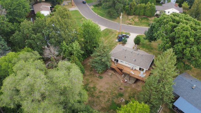 1933 Flandrau Street, Maplewood, MN 55109