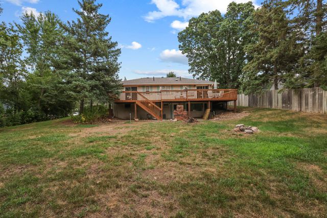 1933 Flandrau Street, Maplewood, MN 55109