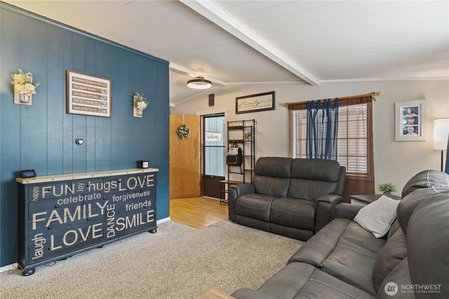 4039 SE Harriet Street, Port Orchard, WA 98366