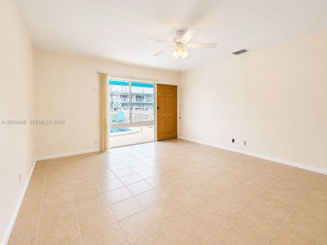 3217 NE 7th Place 4, Pompano Beach, FL 33062