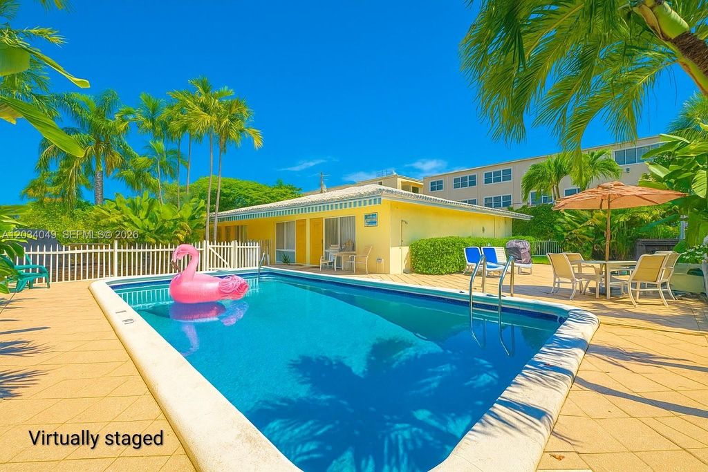 3217 NE 7th Place 4, Pompano Beach, FL 33062