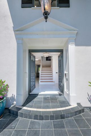 740 Clydesdale Drive, Hillsborough, CA 94010